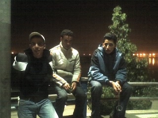 ana f wad ana o shabi