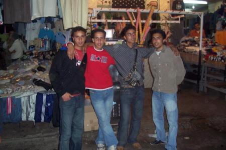 ana     o      mourad     o   hicham     o   rachid     wld   darbna